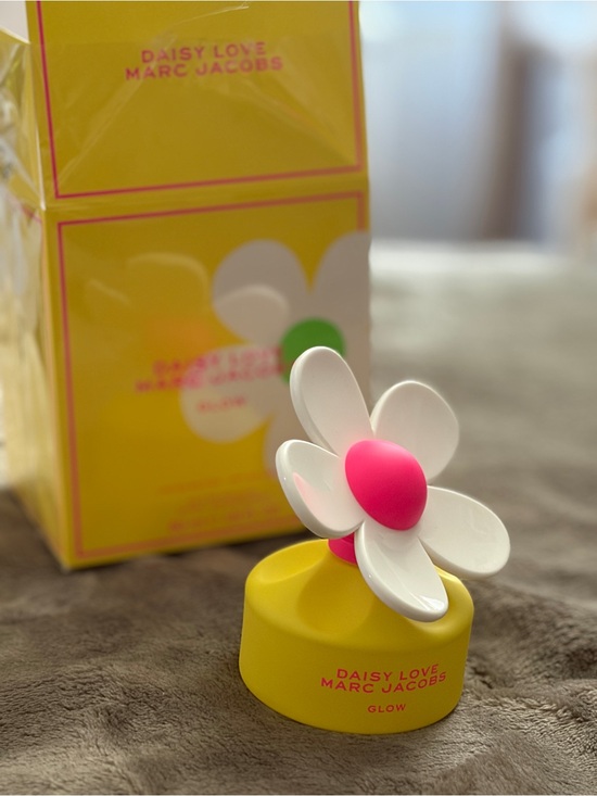 Marc Jacobs Other - Marc Jacobs Daisy Love Glow